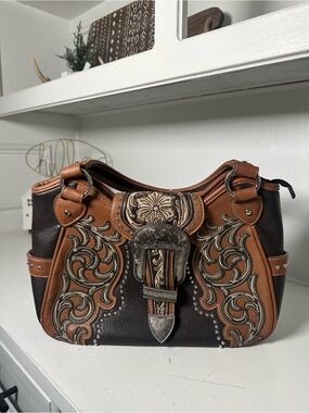 Montana West Concealed Carry Handbag NWT Tooled Western Purse Brown Buckle